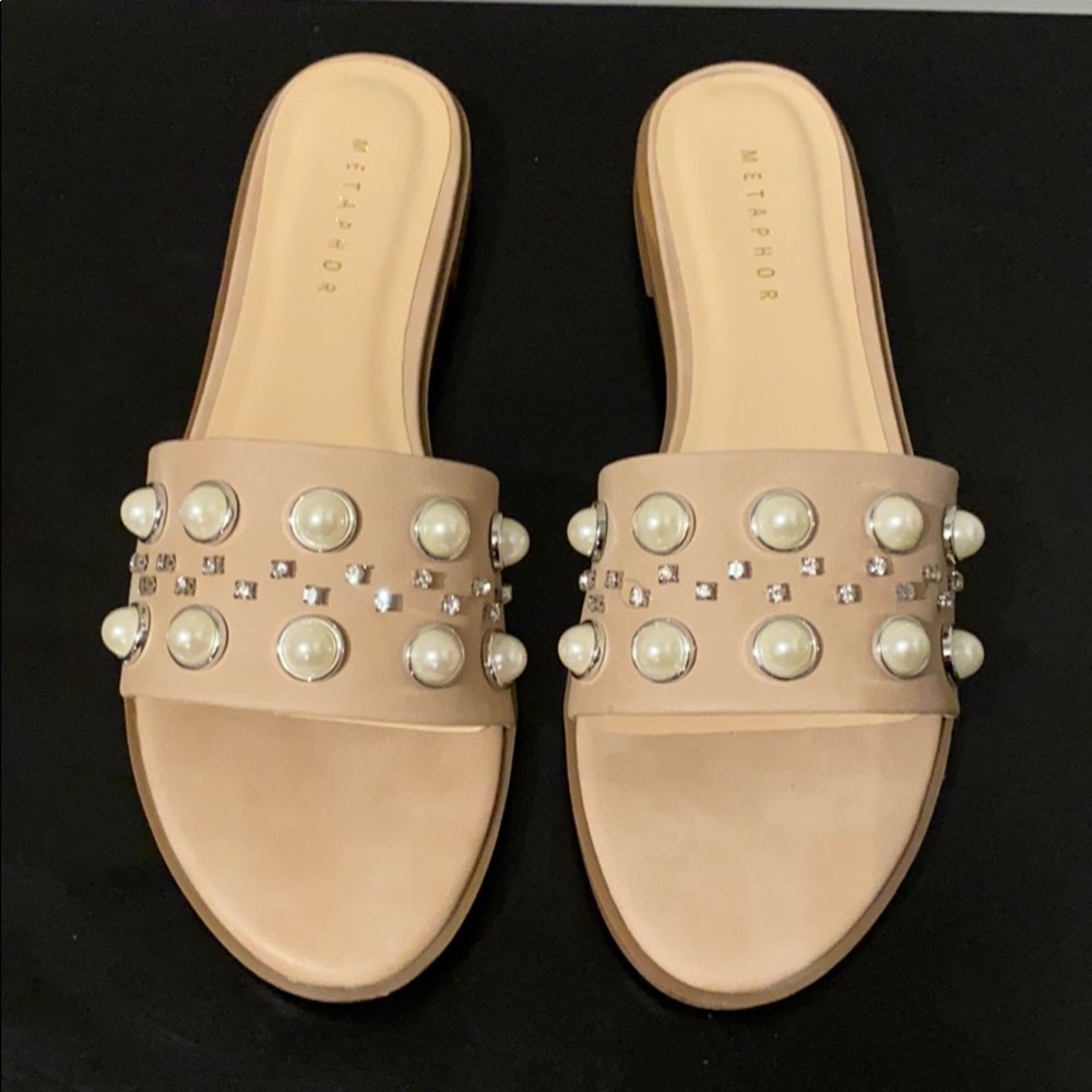 Metaphor Slides/Slippers